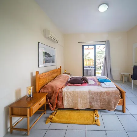 Anemone With Private Pool And Jacuzzi In Paphos * Polis